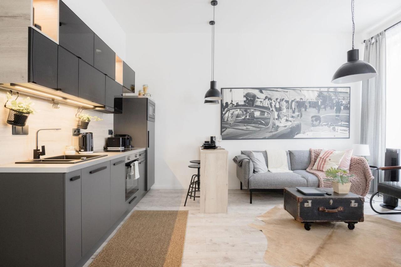 Two-Bedroom Apartment Next To Music Academy Budapest Exterior foto